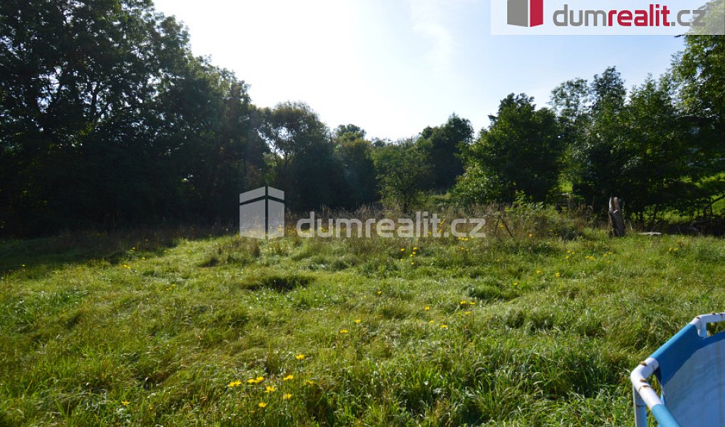Prodej zahrady 2 444 m², Malé Žernoseky – náhled fotky 3