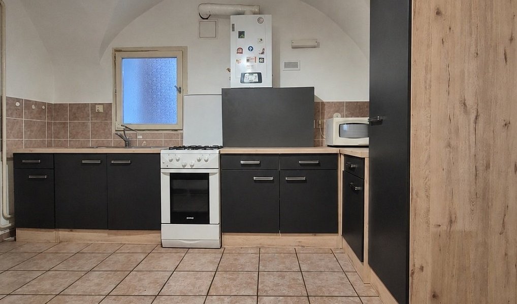 Pronájem bytu 3+1 85 m², České Budějovice – náhled fotky 2
