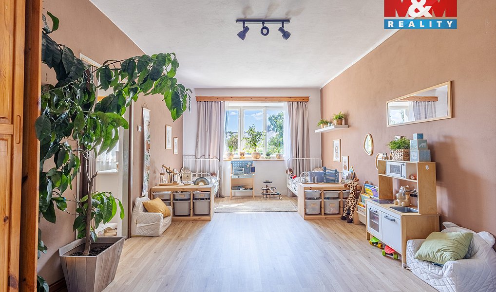 Prodej domu 240 m² s pozemkem 775 m², Nový Bor – náhled fotky 4
