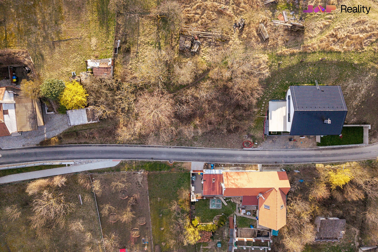 Prodej stavebního pozemku 598 m² – fotografie 3