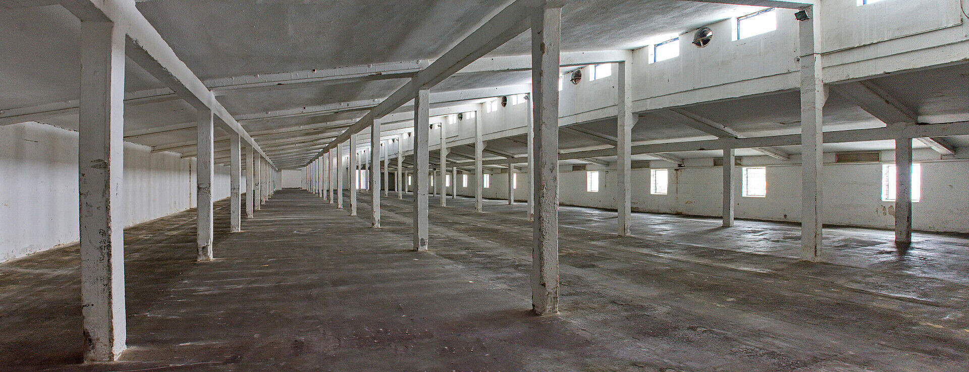 Pronájem skladovacích prostor 1 611 m² – fotografie 5
