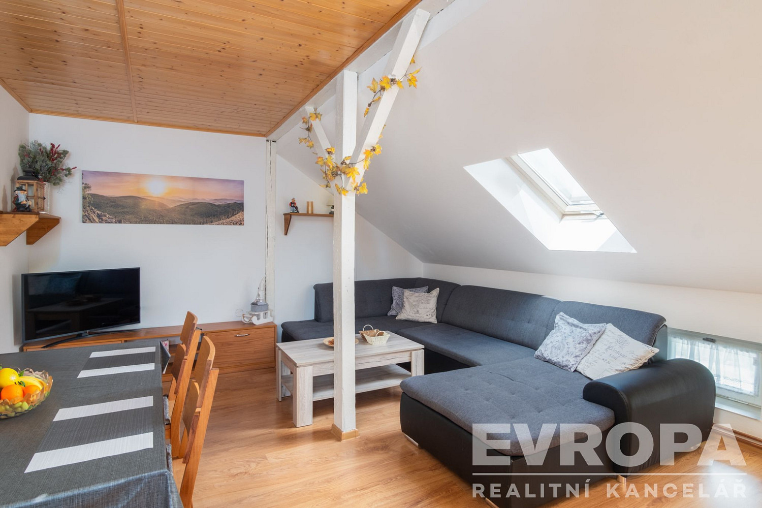 Prodej bytu 4+kk 99 m² – fotografie 4