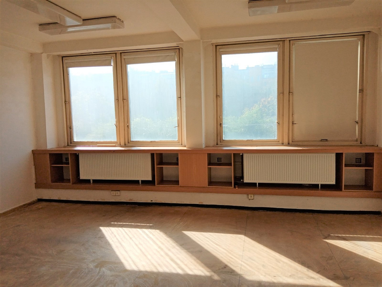 Pronájem kanceláře 28 m² — photo 2
