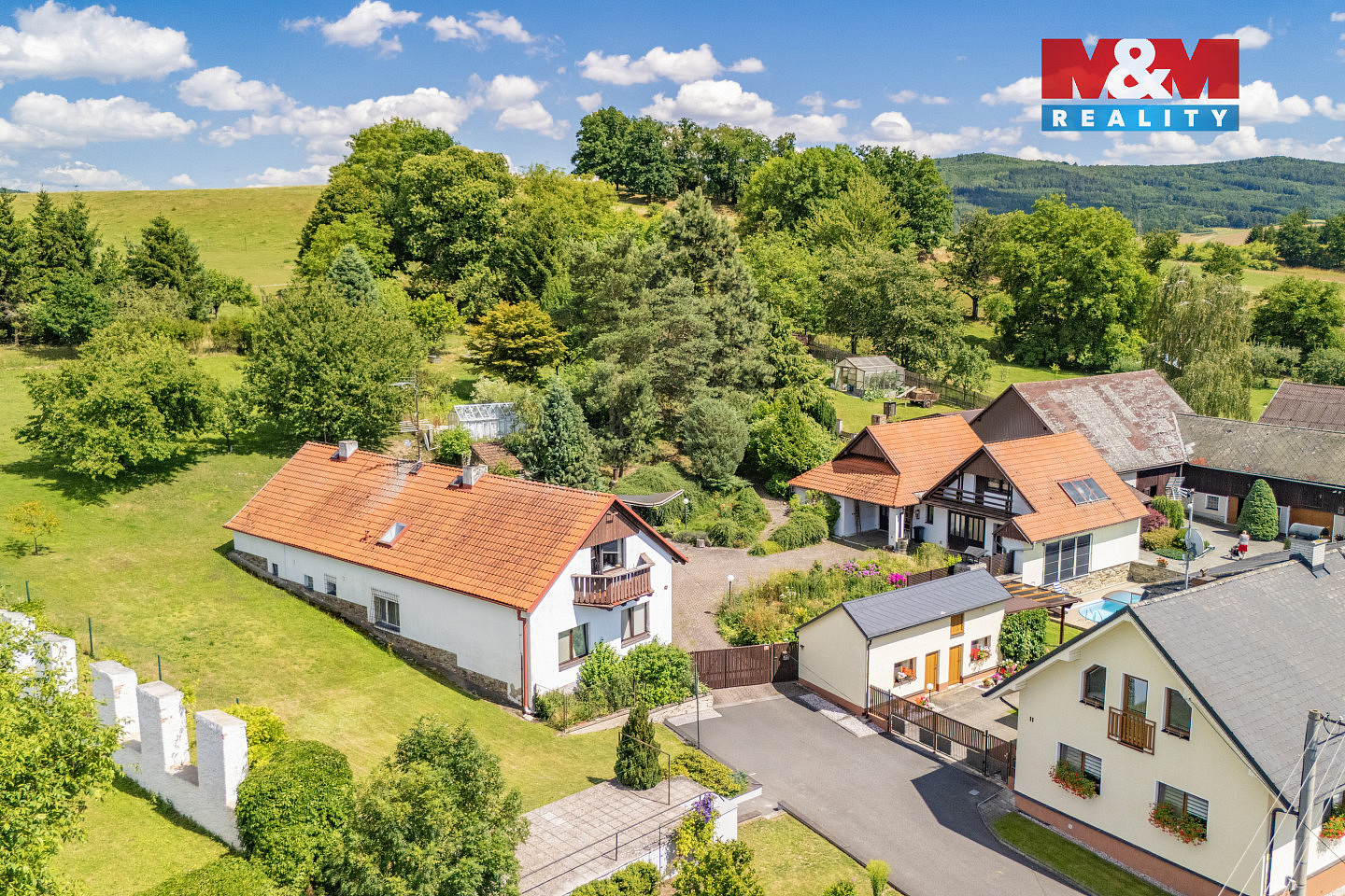 Prodej domu 248 m² s pozemkem 3 526 m² — photo 2