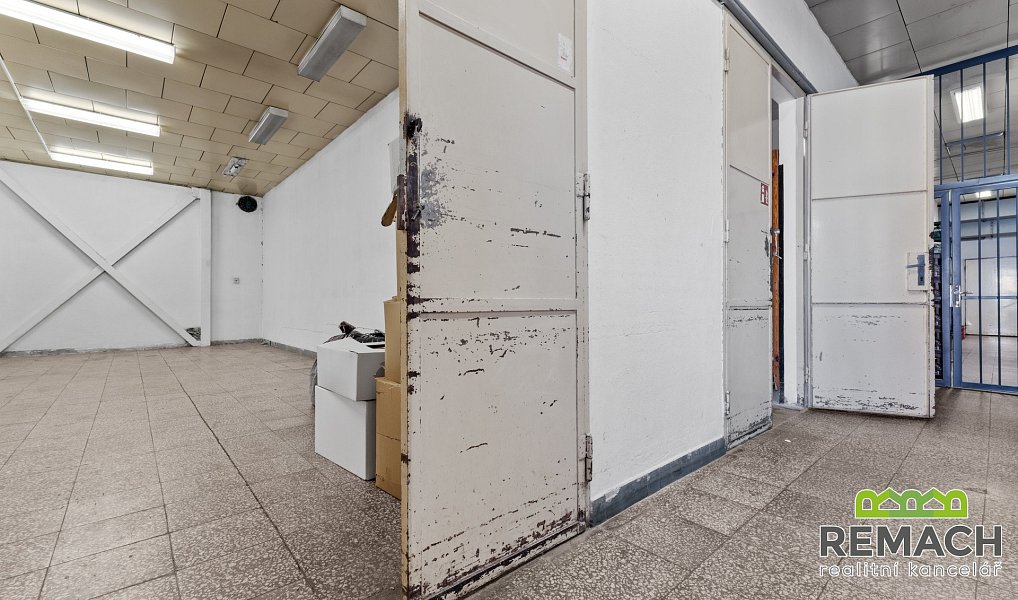 Pronájem obchodních prostor 40 m², Kunovice – náhled fotky 2