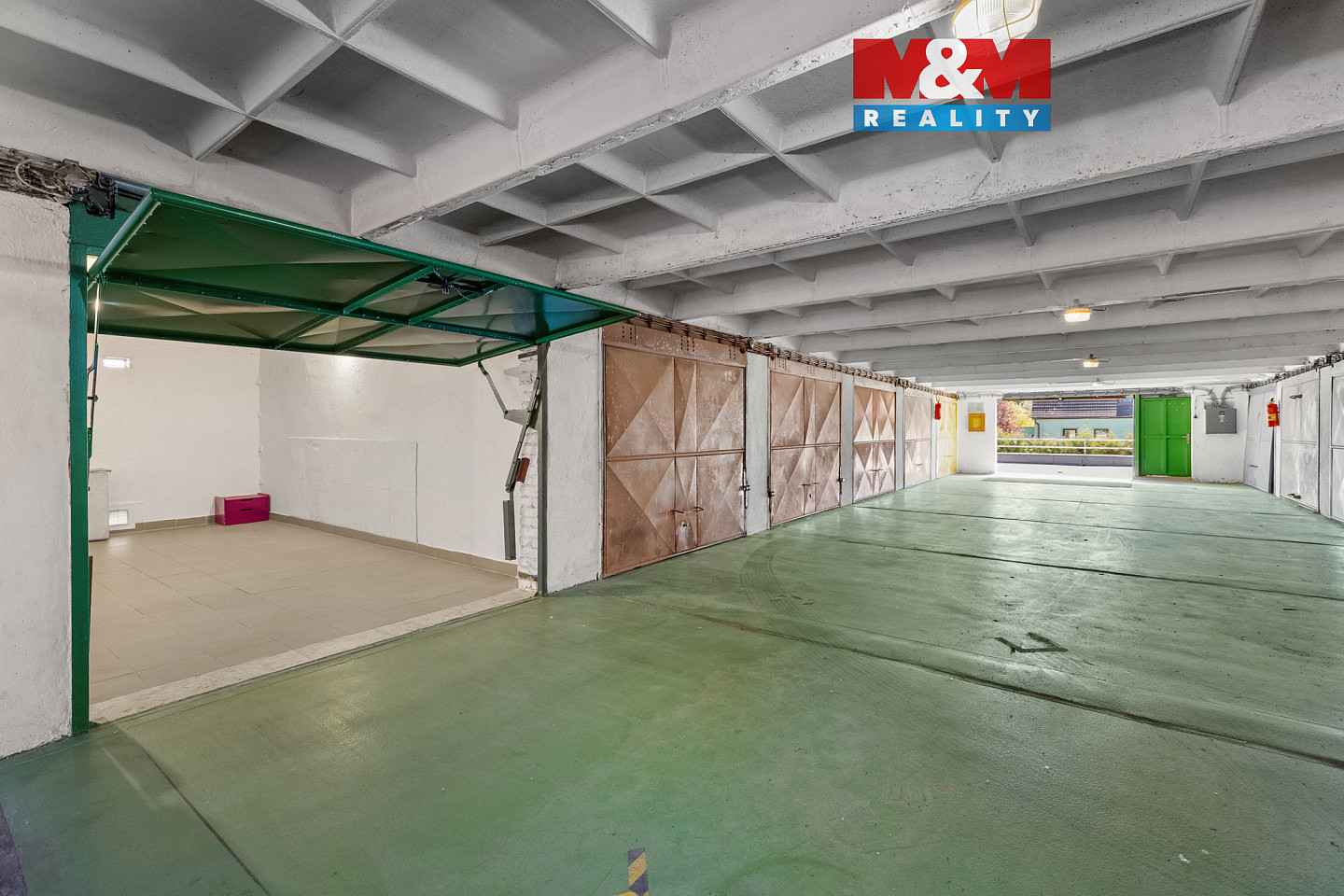 Prodej garáže, 17 m2, kladno, ul. bellevue