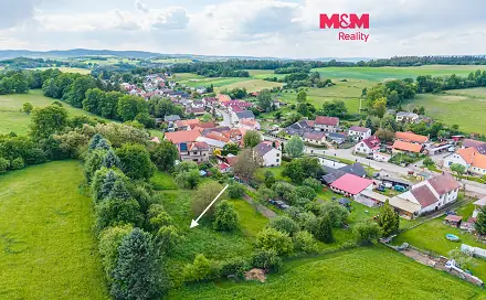 Prodej stavebního pozemku 1 693 m², Benešov - Úročnice