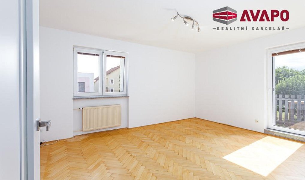 Pronájem bytu 3+1 80 m², Opava – náhled fotky 3