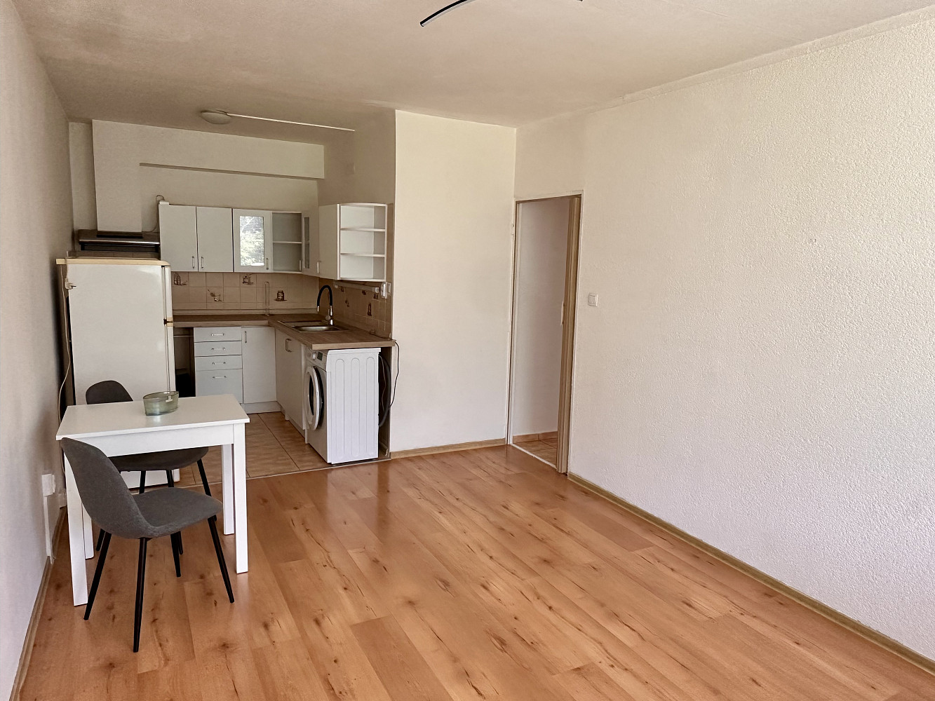 Pronájem bytu 2+kk 40 m² — photo 3