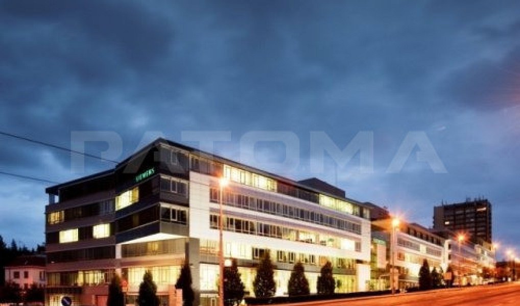 Pronájem kanceláře 460 m², Praha – náhled fotky 2