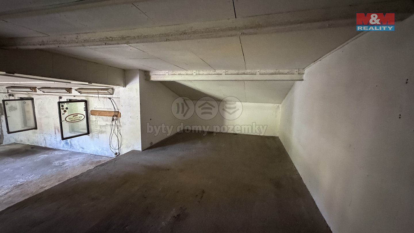 Prodej stavebního pozemku 1 791 m² – fotografie 5