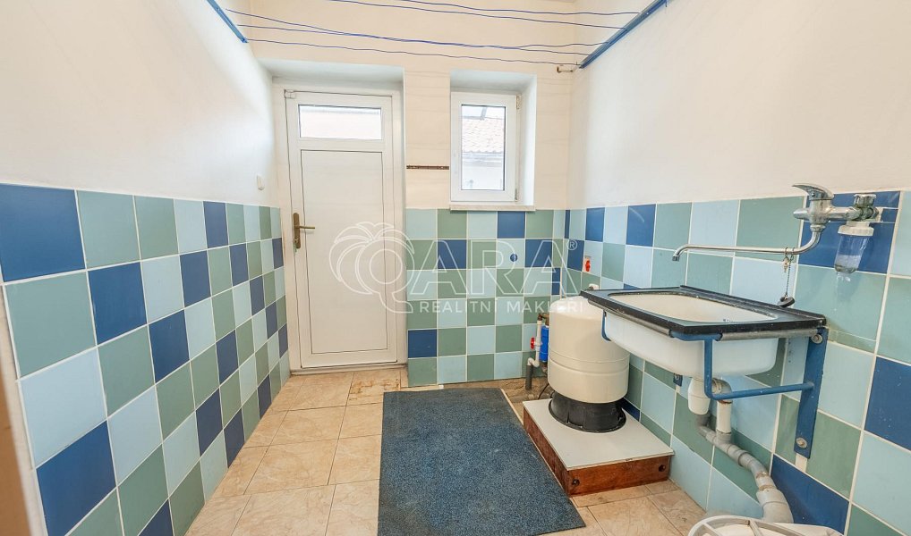 Prodej domu 362 m² s pozemkem 1 568 m², Zvánovice – náhled fotky 25