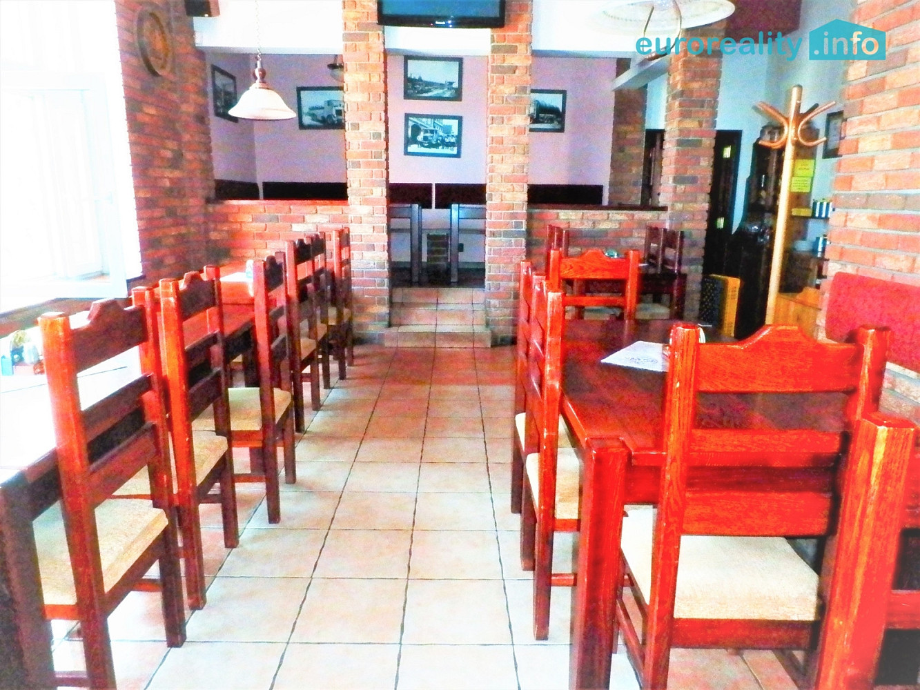 Pronájem restaurace 322 m² – pohled 4