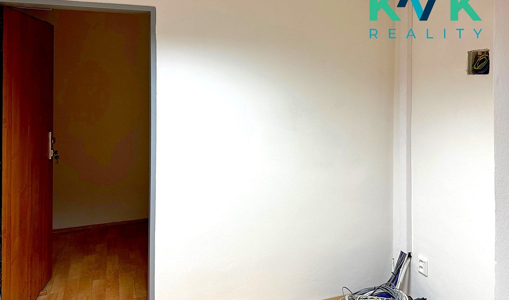 Pronájem obchodních prostor 160 m², Ostrov – náhled fotky 13
