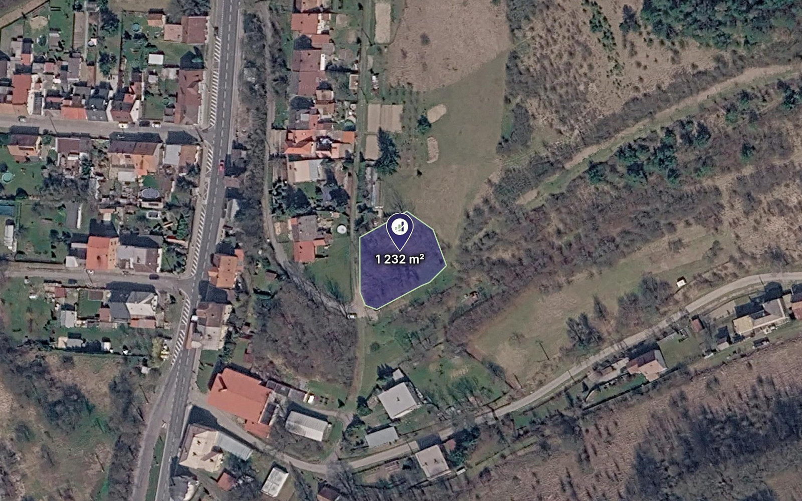 Prodej pozemku 1 232 m² rezervováno