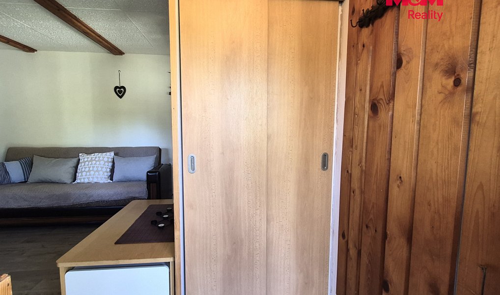 Prodej chaty/chalupy 17 m² s pozemkem 398 m², Rožnov pod Radhoštěm – náhled fotky 8