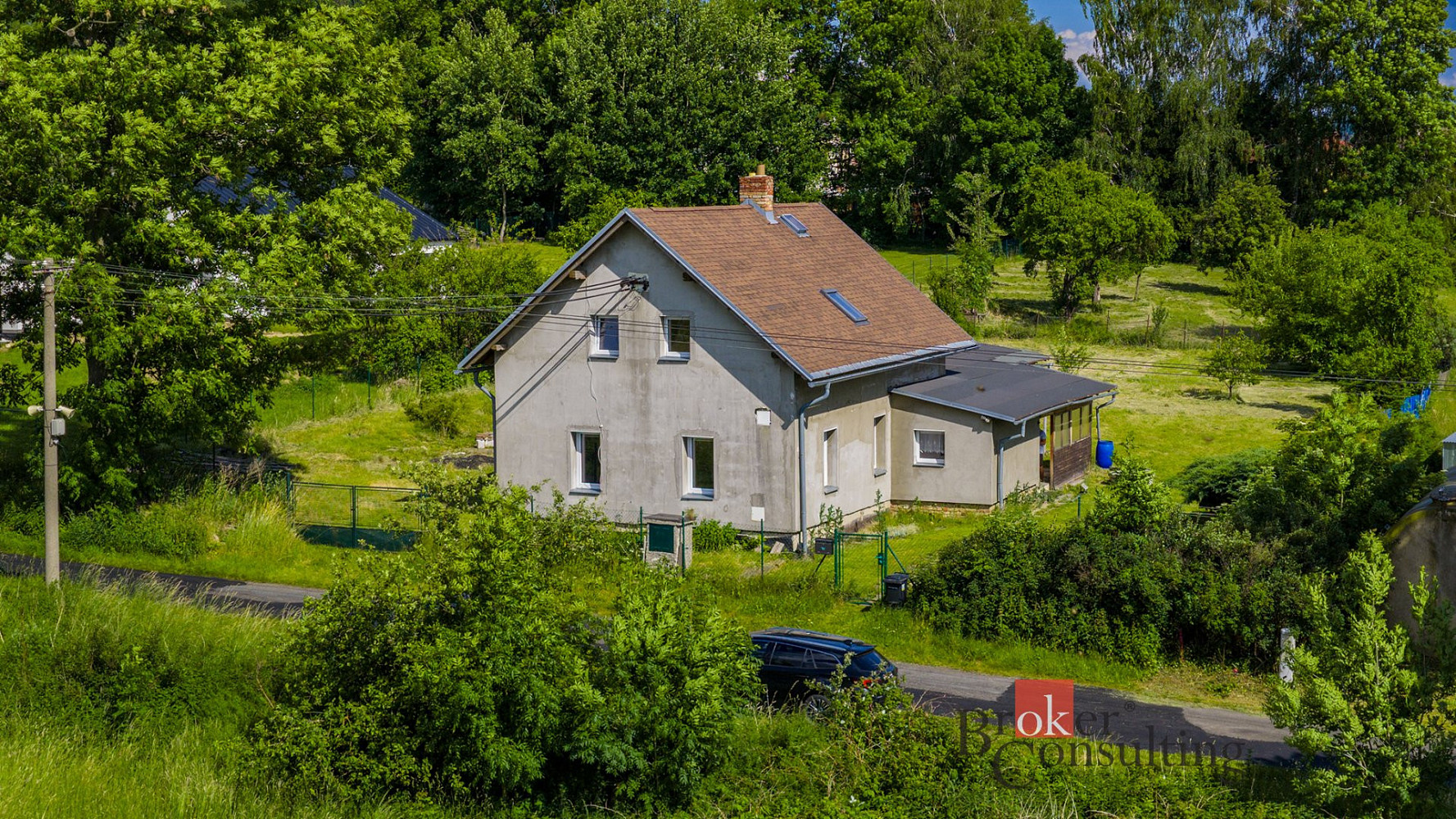 Prodej domu 151 m² s pozemkem 1 216 m² – fotografie 2