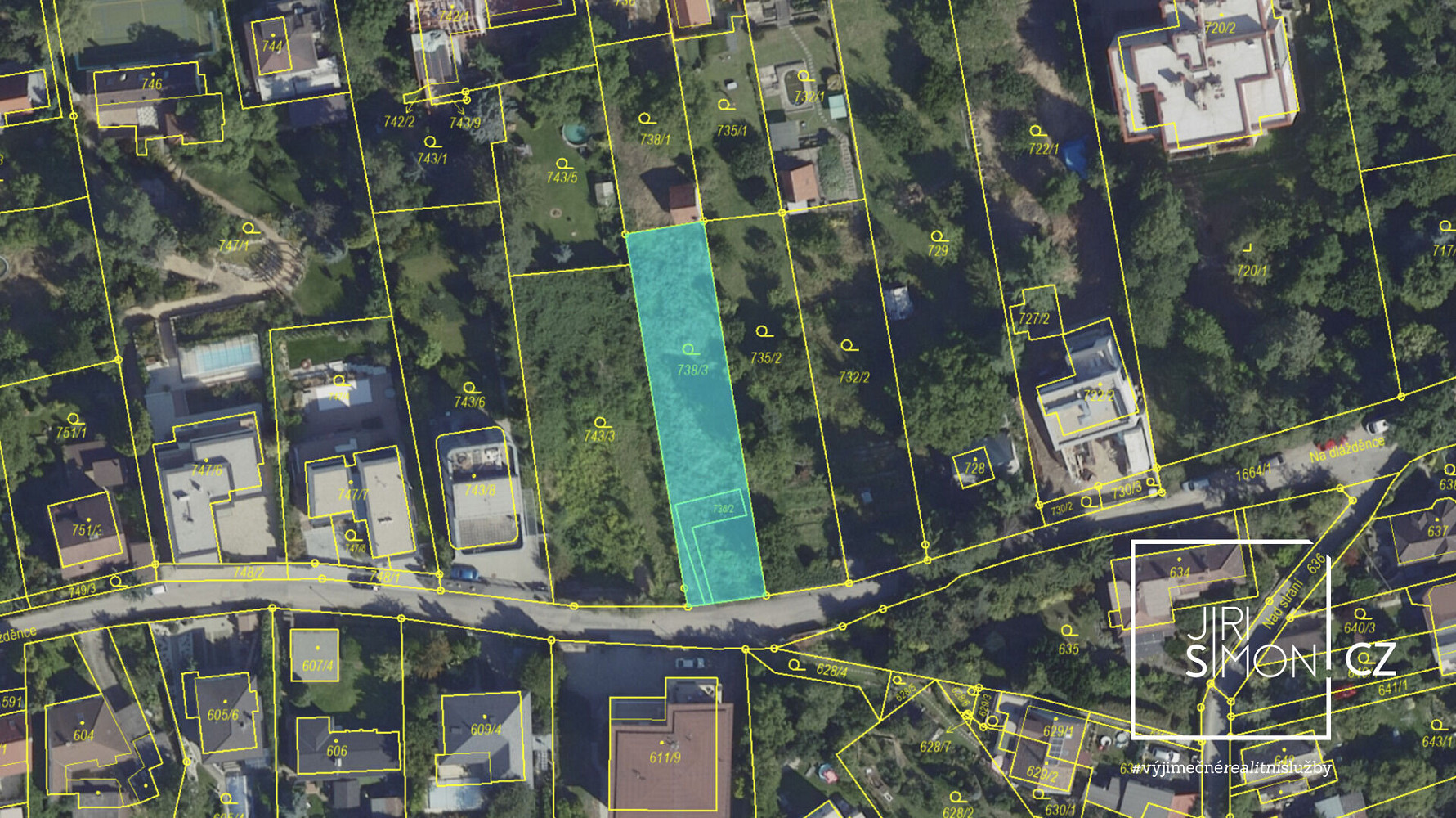 Prodej stavebního pozemku 700 m² — photo 2