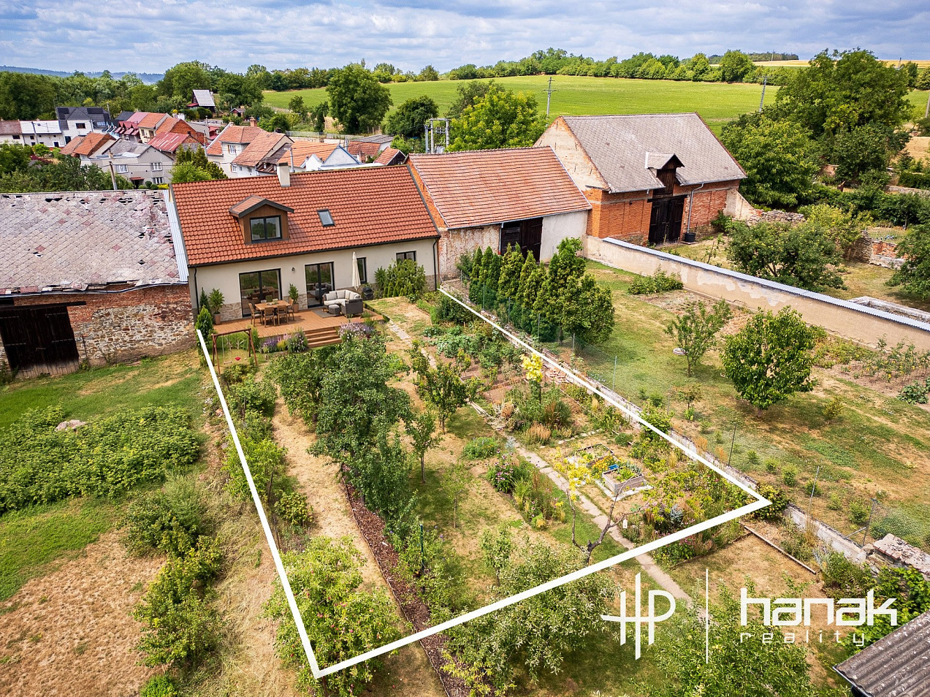 Prodej stavebního pozemku 655 m² – fotografie 2
