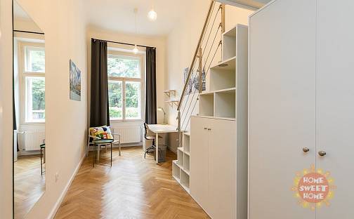 Pronájem pokoje 12 m², náměstí Kinských, Praha 5 - Malá Strana