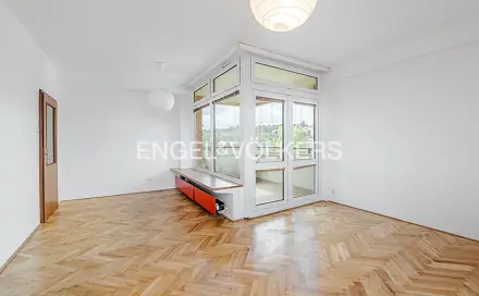 Pronájem bytu 3+1 78 m², Na Šťáhlavce, Praha 6 - Dejvice