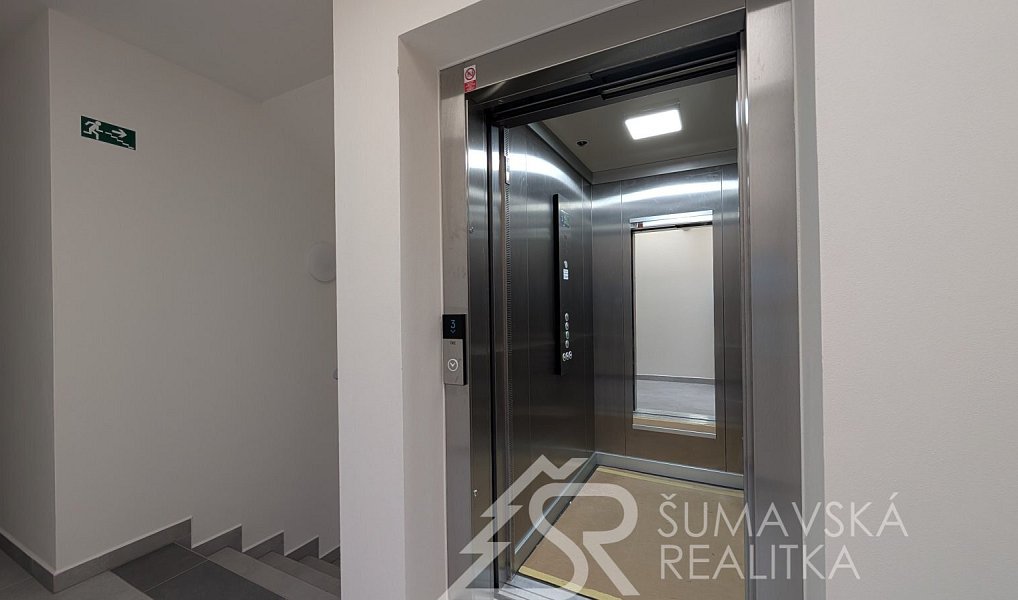 Prodej bytu 2+kk 44 m², Kašperské Hory – náhled fotky 11