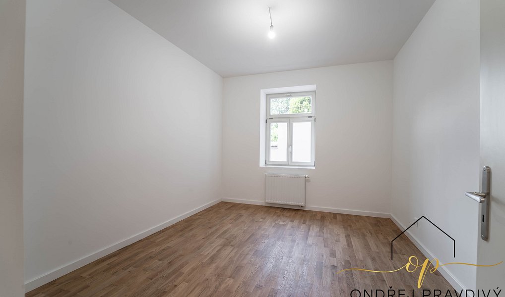Prodej bytu 3+1 110 m², Všenory – náhled fotky 9