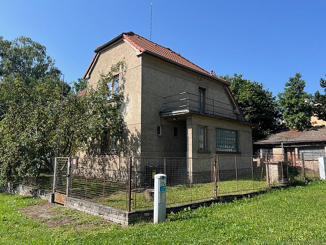 Prodej domu 150 m² s pozemkem 673 m² – fotografie 2