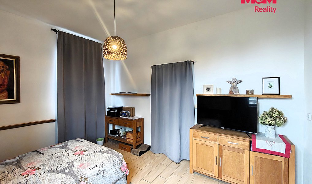 Prodej domu 197 m² s pozemkem 1 142 m², Nový Malín – náhled fotky 2