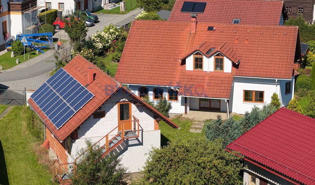 Prodej domu 248 m² s pozemkem 701 m², Volary – náhled fotky 2