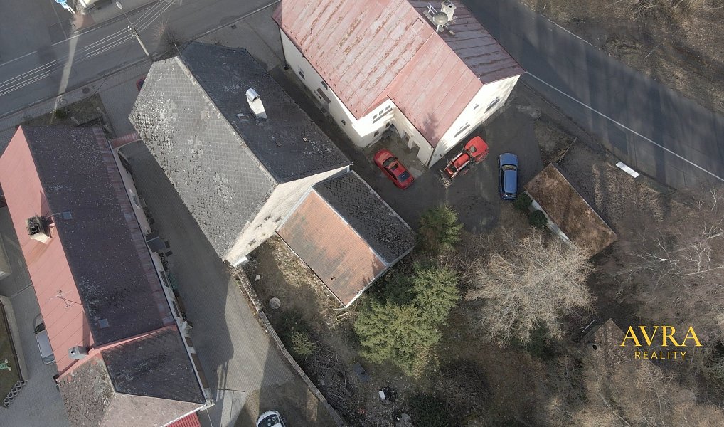 Prodej domu 250 m² s pozemkem 807 m², Mnichov – náhled fotky 2