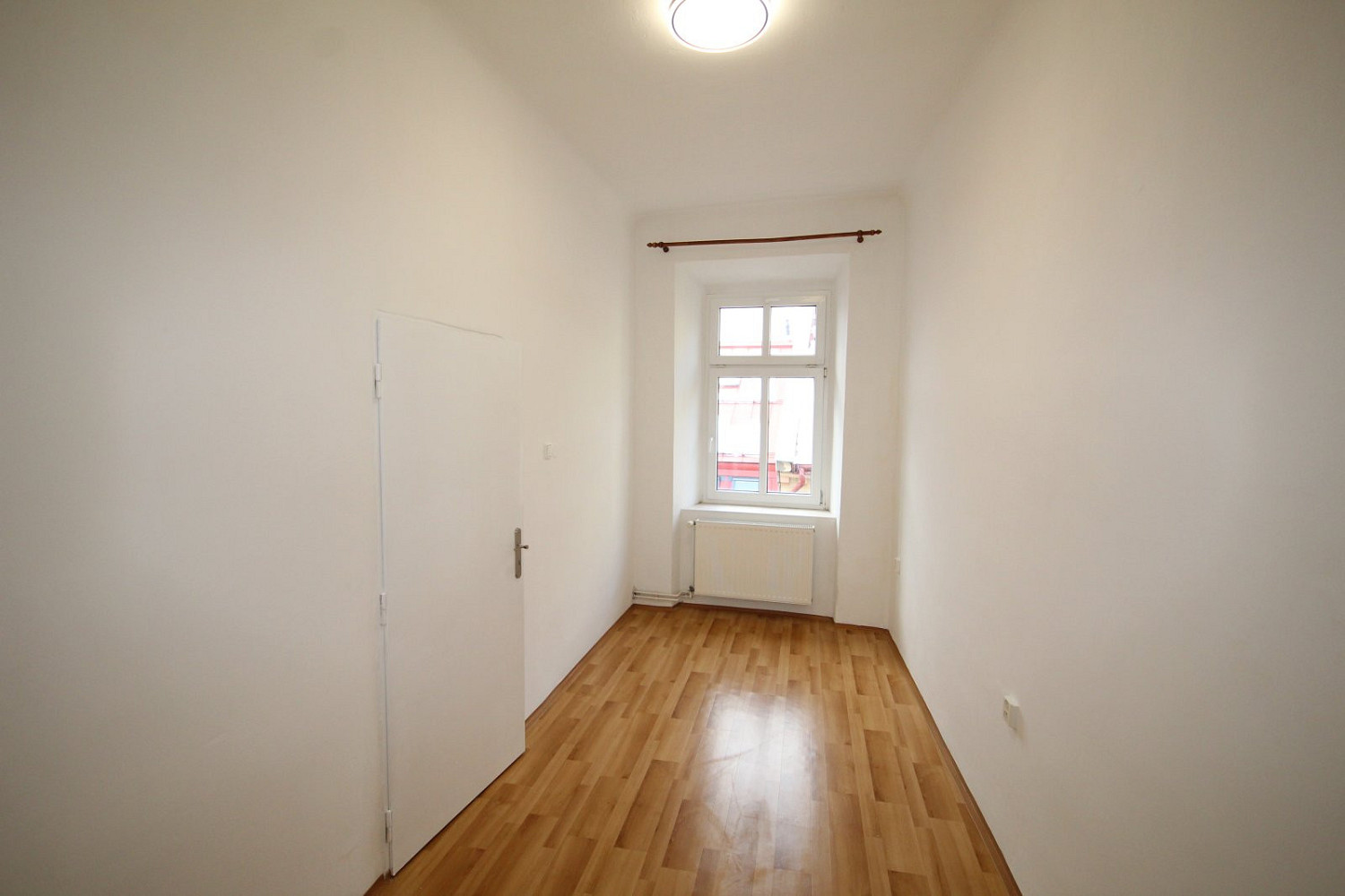 Pronájem bytu 2+1 61 m² - Widok 4