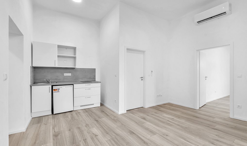 Prodej vily 375 m² s pozemkem 258 m², Vamberk – náhled fotky 9