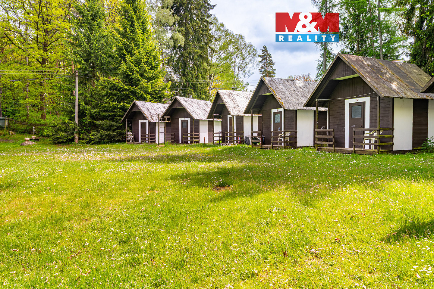 Pronájem komerčního objektu (jiného typu) 795 m²