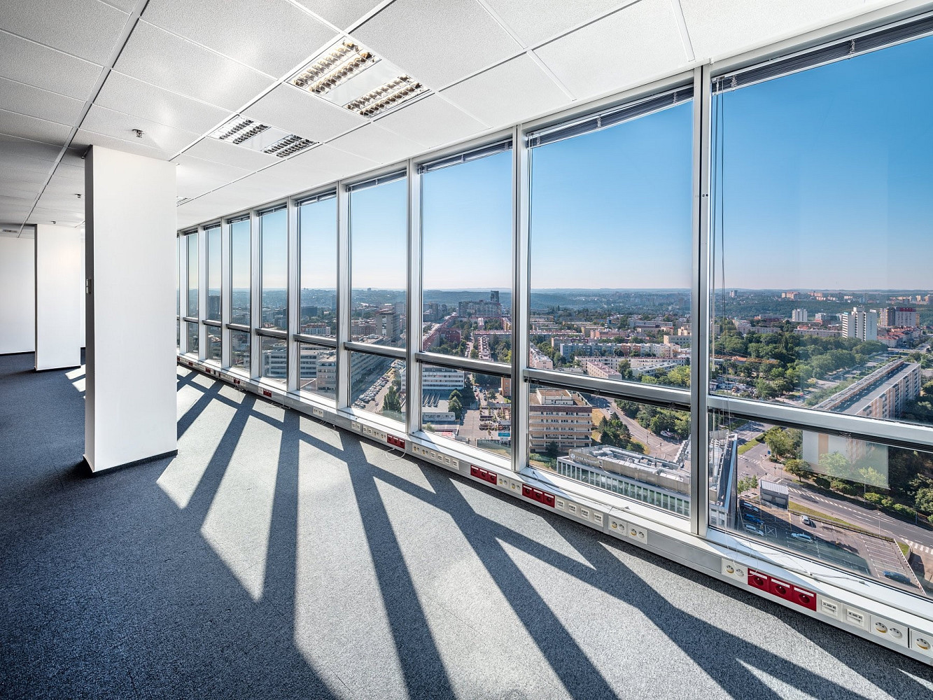 Pronájem kanceláře 173 m²