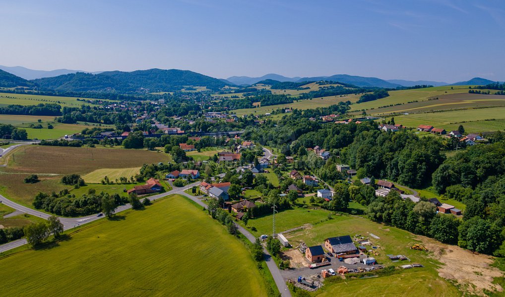 Prodej stavebního pozemku 1 978 m², Hukvaldy – náhled fotky 12