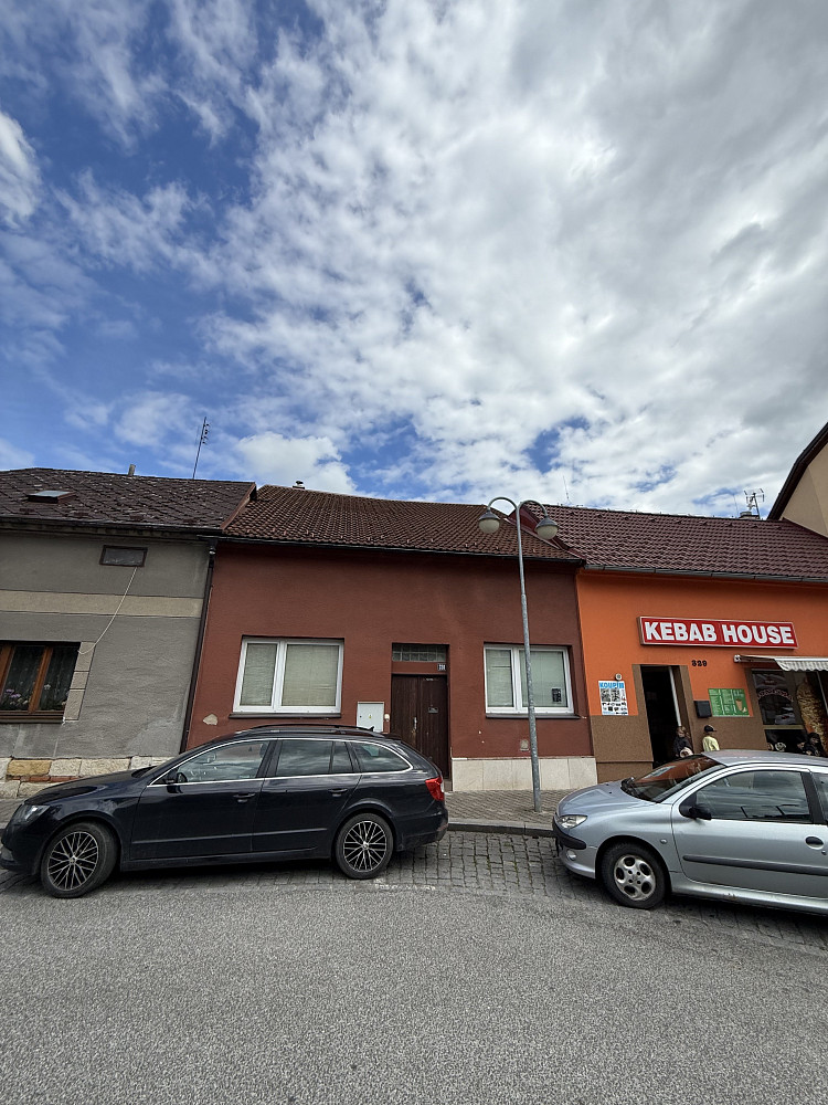 Prodej domu 221 m² s pozemkem 221 m²
