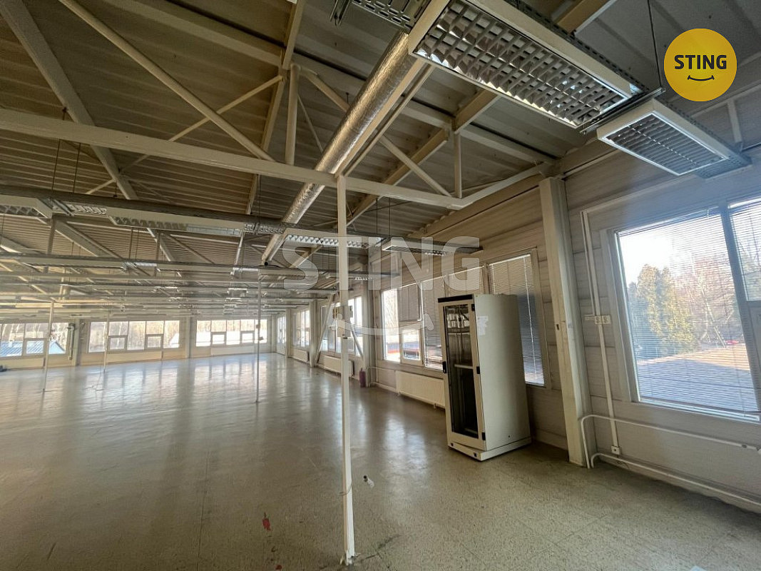 Pronájem skladovacích prostor 500 m² – fotografie 5