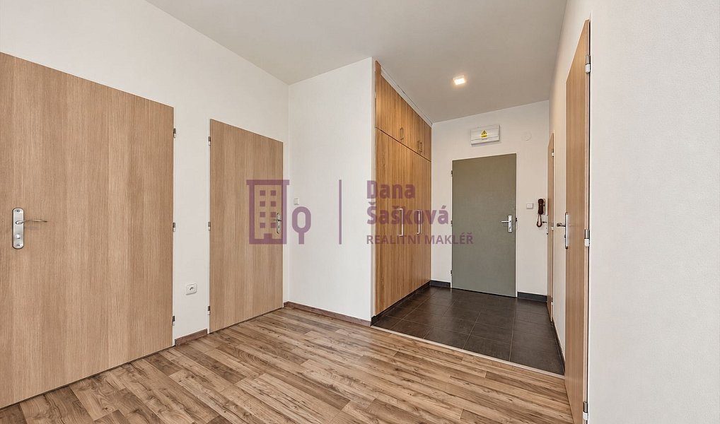 Pronájem bytu 3+kk 78 m², Jindřichův Hradec – náhled fotky 9