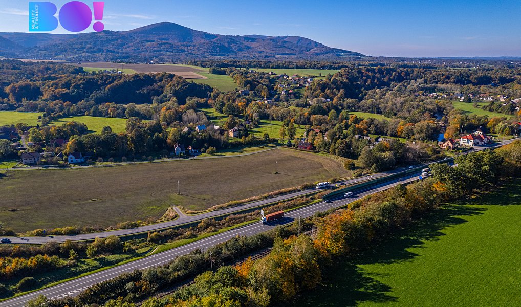 Prodej komerčního pozemku 1 000 m², Návsí – náhled fotky 10