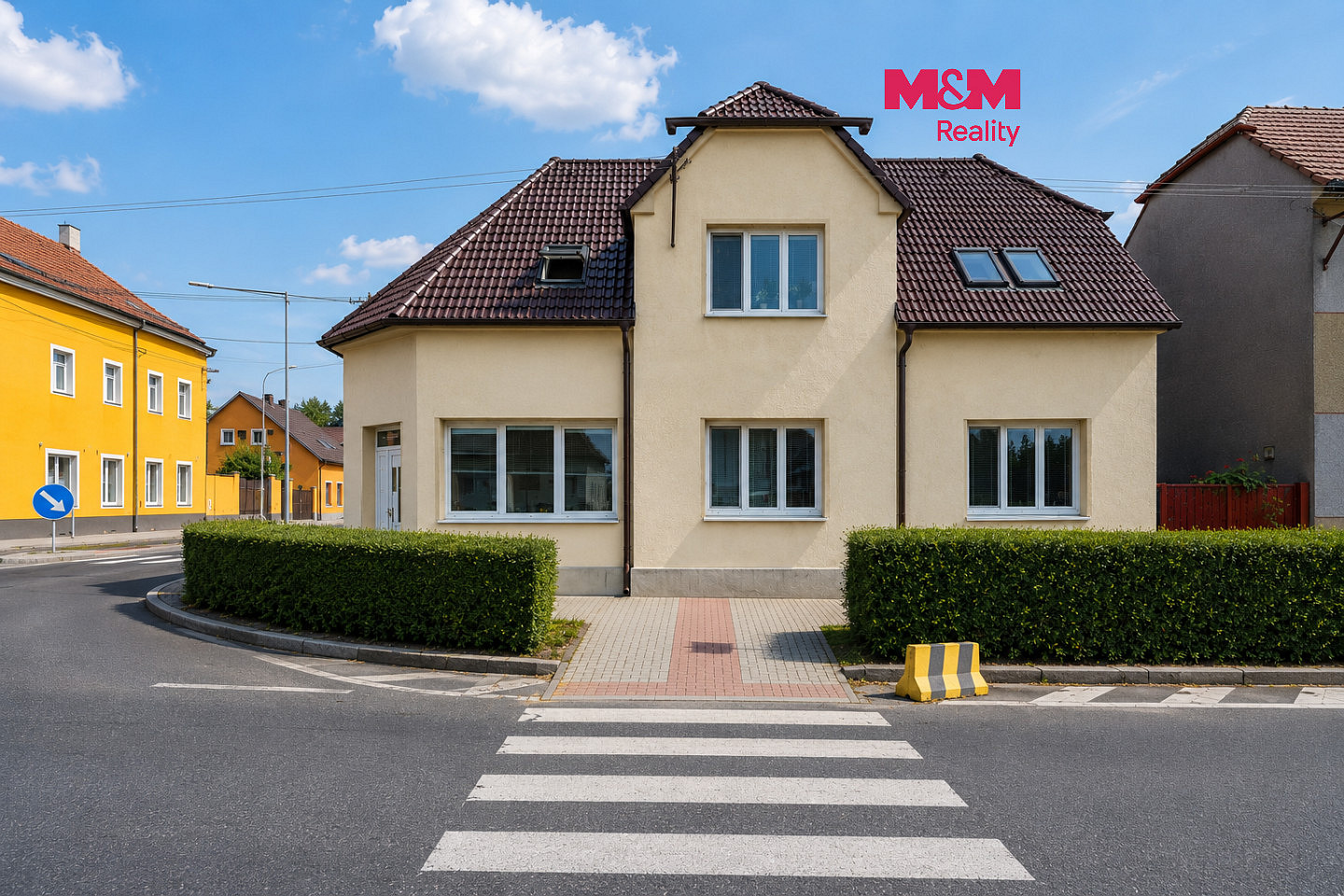 Prodej nájemního domu, činžáku 176 m²