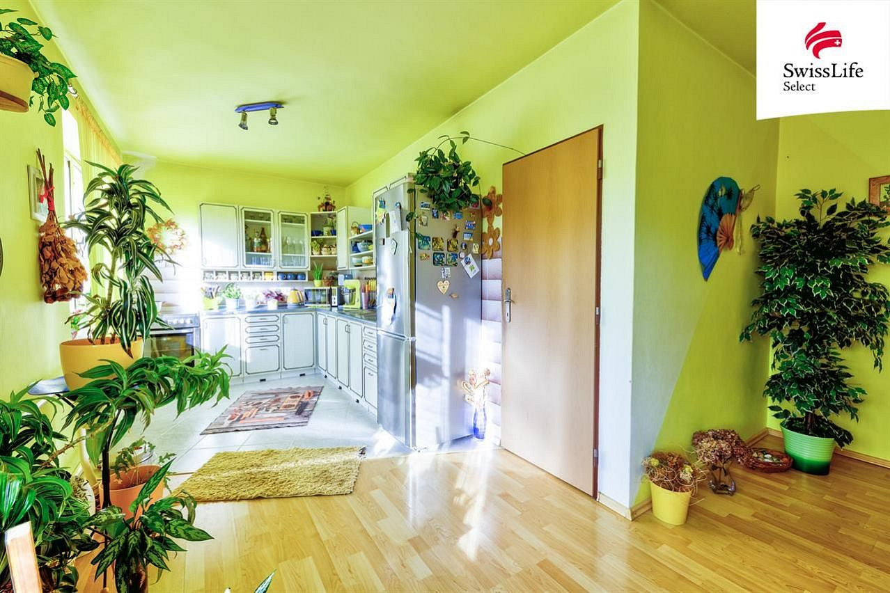 Prodej domu 338 m² s pozemkem 1 390 m² – fotografie 2