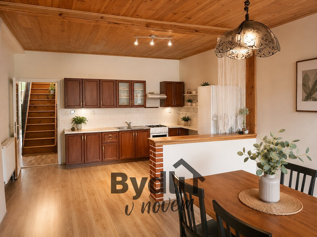 Prodej domu 195 m² s pozemkem 189 m²