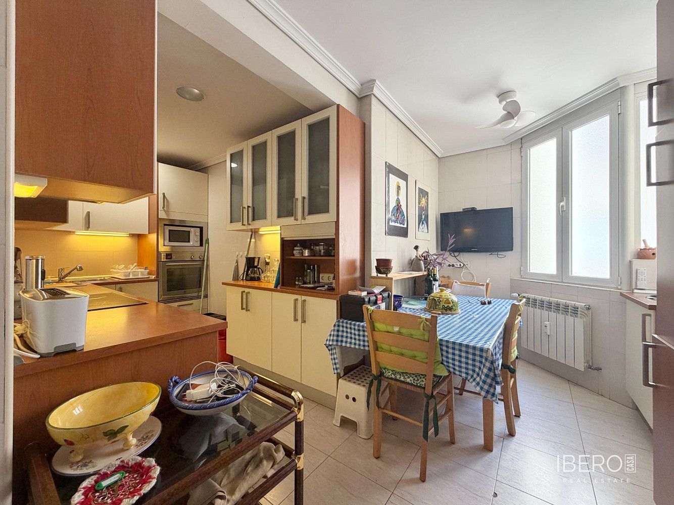 Piso 4+kk – Madrid, Barrio de los Austrias, Centro - Más