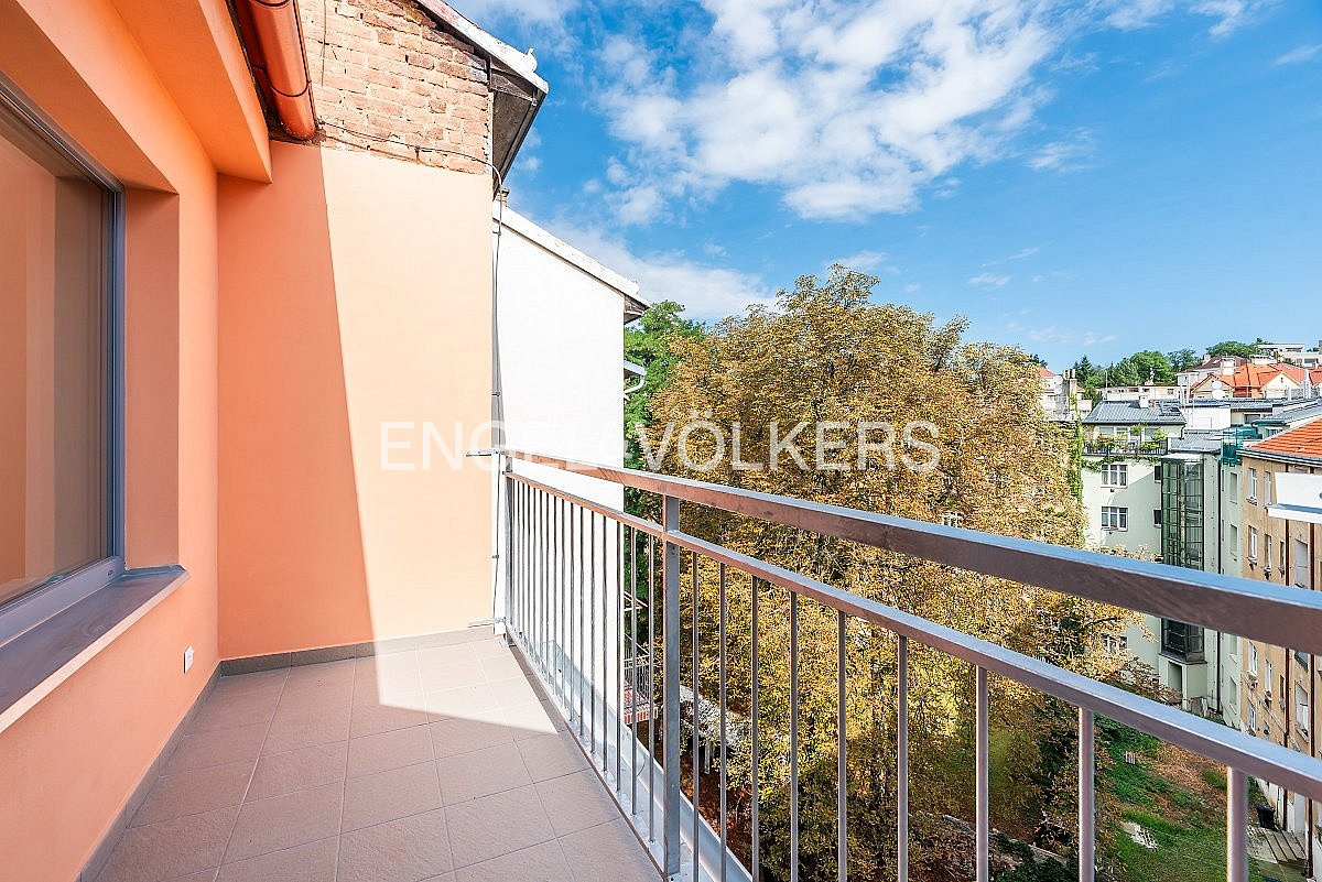 Pronájem bytu 3+kk 80 m² – fotografie 3