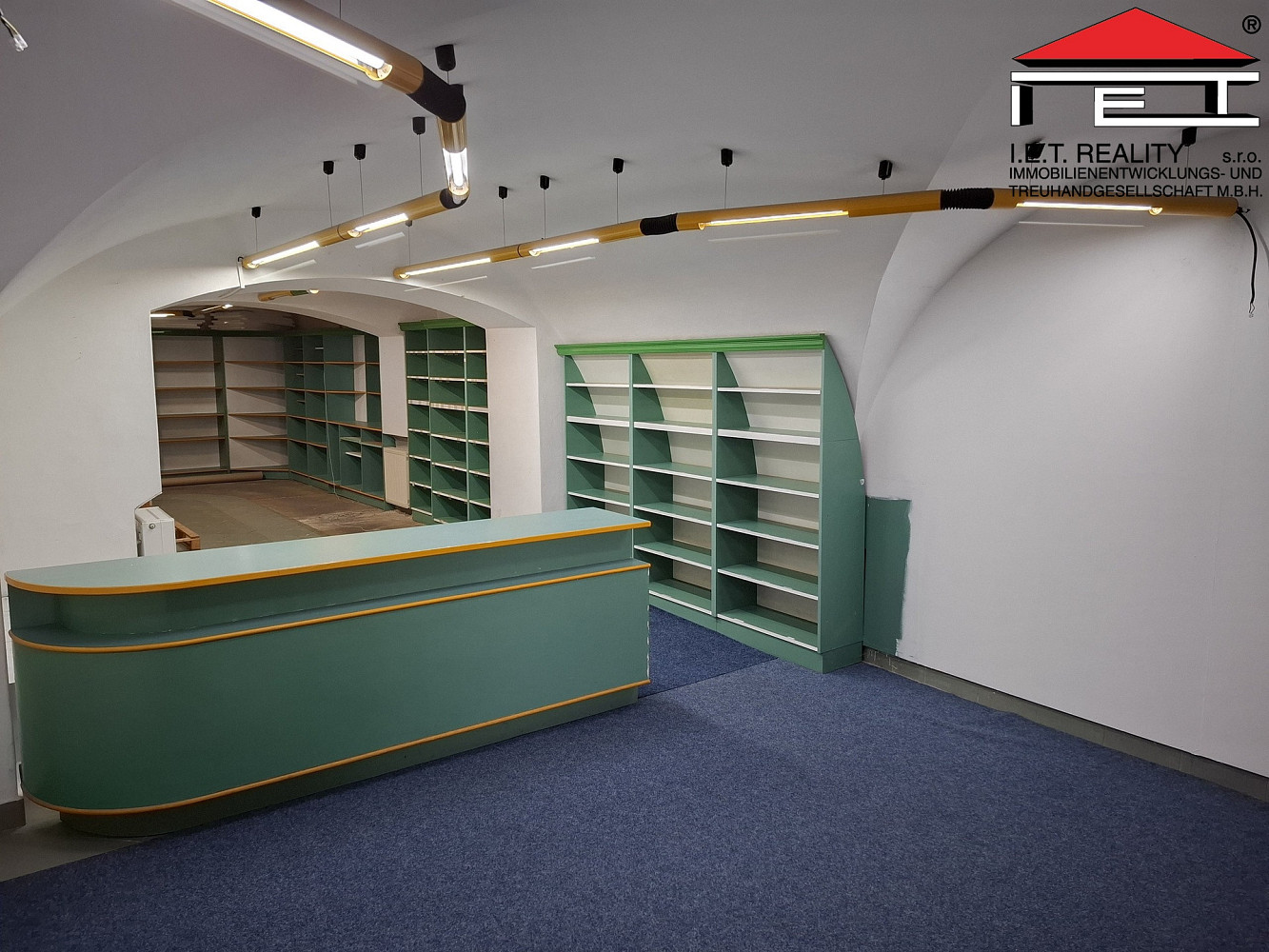 Pronájem obchodních prostor 60 m²