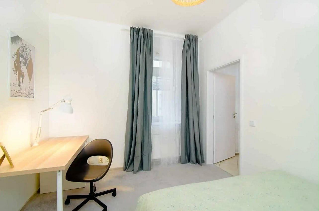 Pronájem bytu 2+kk 45 m² – fotografie 4