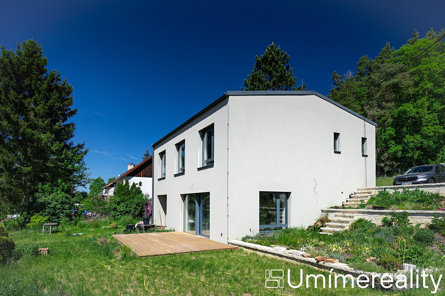 Prodej domu 161 m² s pozemkem 1 704 m² — photo 2