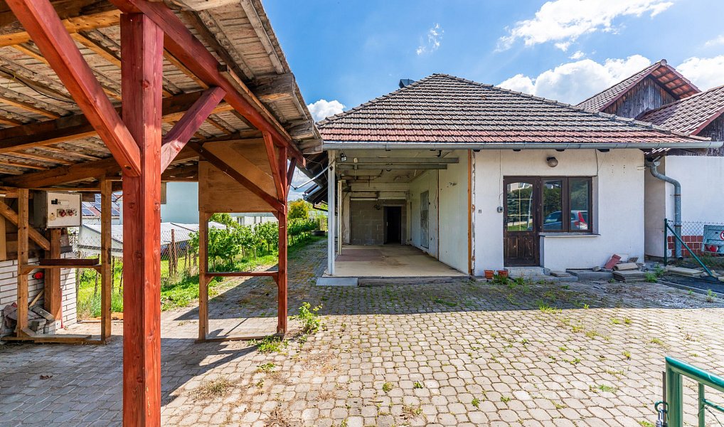 Prodej domu 264 m² s pozemkem 441 m², Šťáhlavy – náhled fotky 6