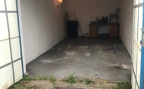 Prodej zděné uzamykatelné garáže o velikosti 19m2 v Kralupech nad Vltavou (Lobeček), Krakovská, Kralupy nad Vltavou - Lobeček, okres Mělník